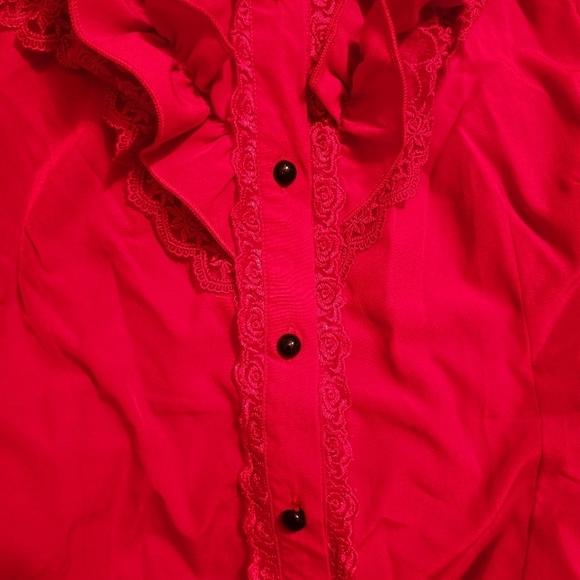 NWT Choies Red Frilly Victorian Button Shirt Women's Medium M High Coĺlar New - Picture 4 of 6